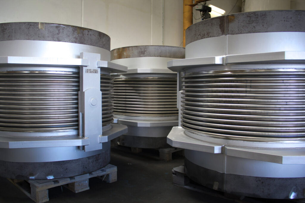 Design, tillverkning och leverans av 12 st. vinkelkompensatorer DN1200 1 1664179127908 1 1